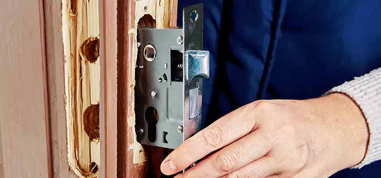 Garage Door Lock Replacement Essex